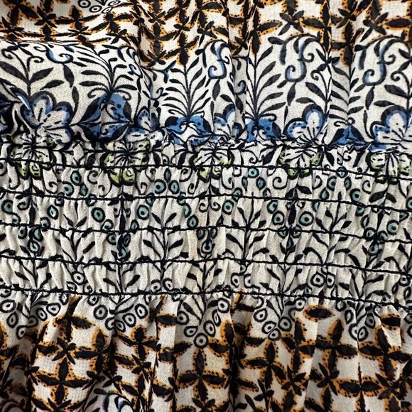 Sheer maternity beach cover up - Picture 4 of 5